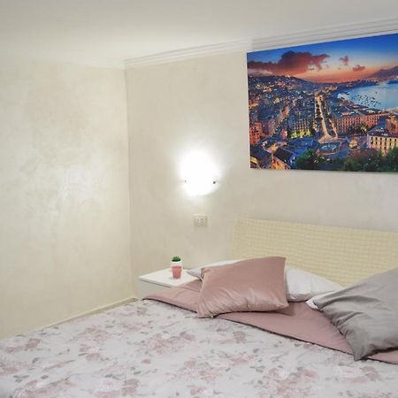 Nonnona House-Napoli Centroアパートメント エクステリア 写真
