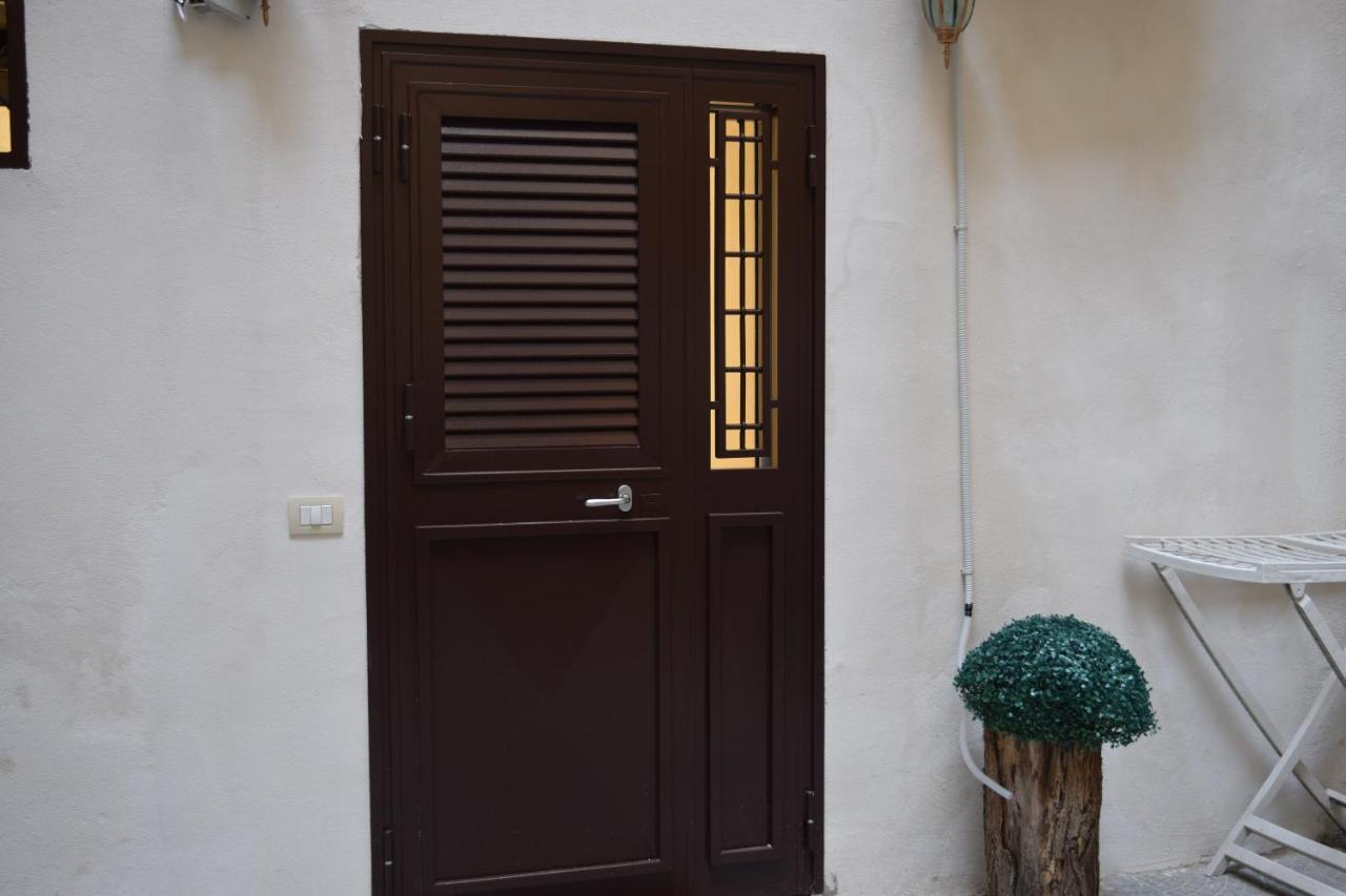 Nonnona House-Napoli Centroアパートメント エクステリア 写真